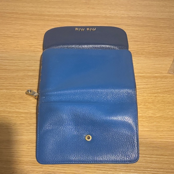 Miu Miu Navy and Cobalt Leather Wallet - Picture 14 of 17
